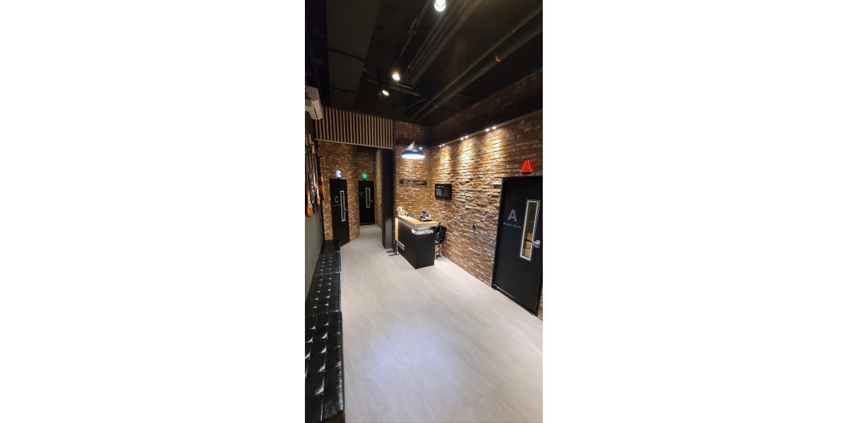 <div style='font-size:1.2em;display:none;'>.</div>