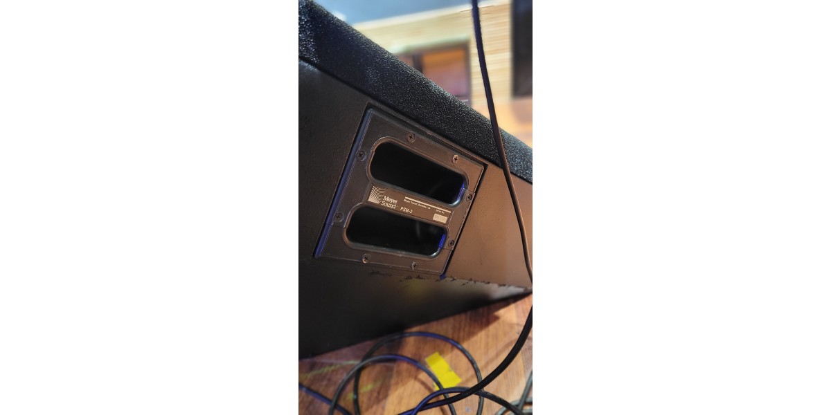 <div style='font-size:1.2em;display:none;'>.</div>